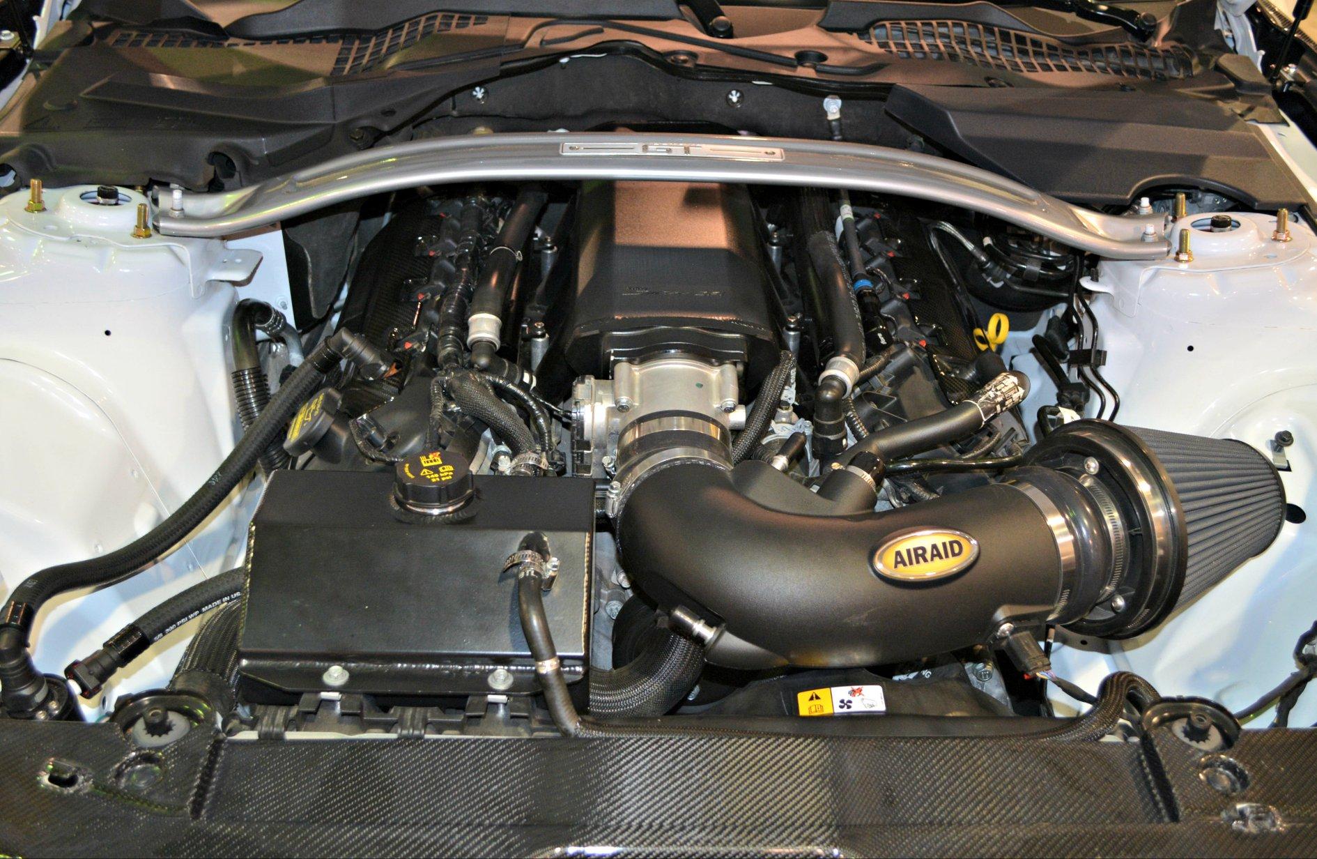 engine bay 2.jpg