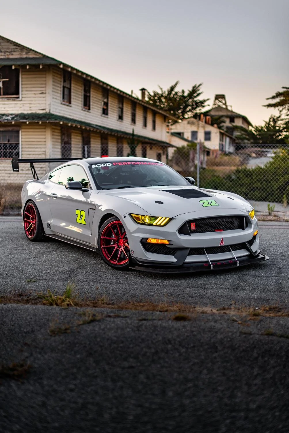 SV702 GT350 Matt Crystal Burgundy X(14).webp
