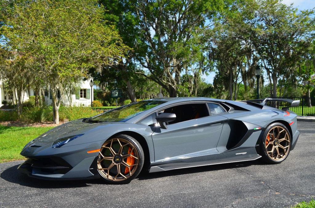019-lamborghini-aventador-svjcoupewadpersonaminteriorandpearlpaint213miles-12491-18793750-2-1024.jpg