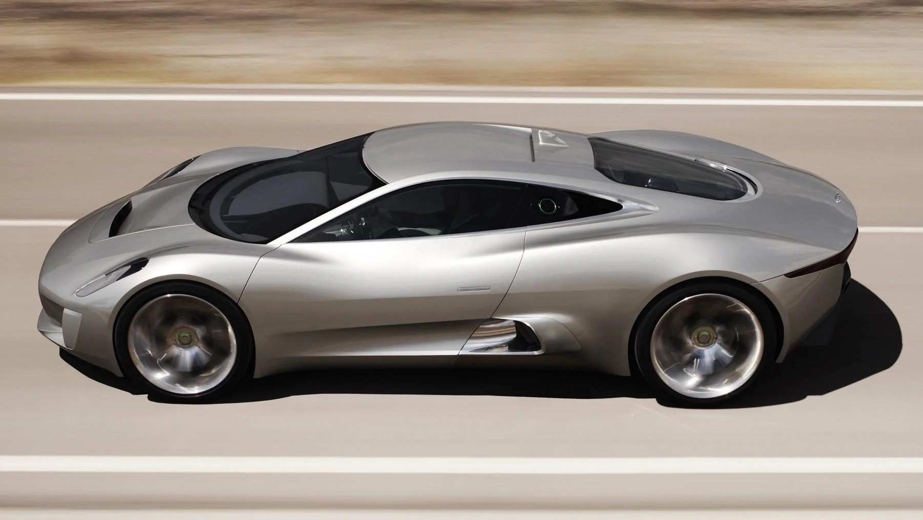 2010-jaguar-c-x75-concept-1.webp