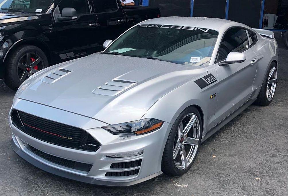 Saleen Ingot Silver 2.jpg