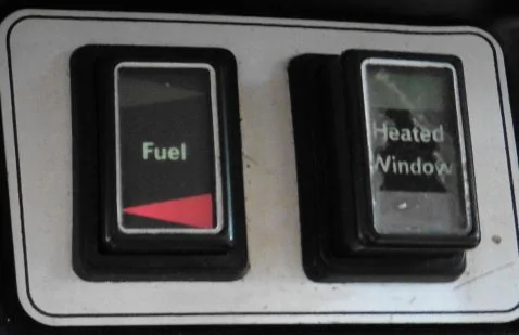 fuelswitch_inleftred_a79910a56f8423123cb8fe5029ceaac1c4d1e8a9.webp