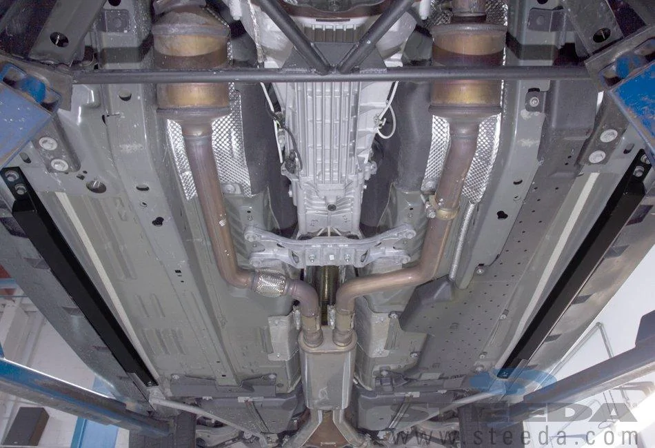 steeda-s550-mustang-ultra-lite-chassis-jacking-rails-15-16-all-555-5205-04.webp