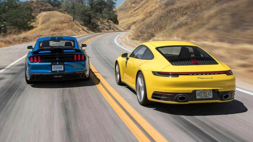 2020-Porsche-911-Carrera-S-2019-Ford-Shelby-GT350-Mustang-comparison-test-3.webp