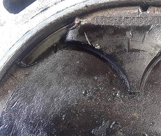 gt350-head-failure.jpg