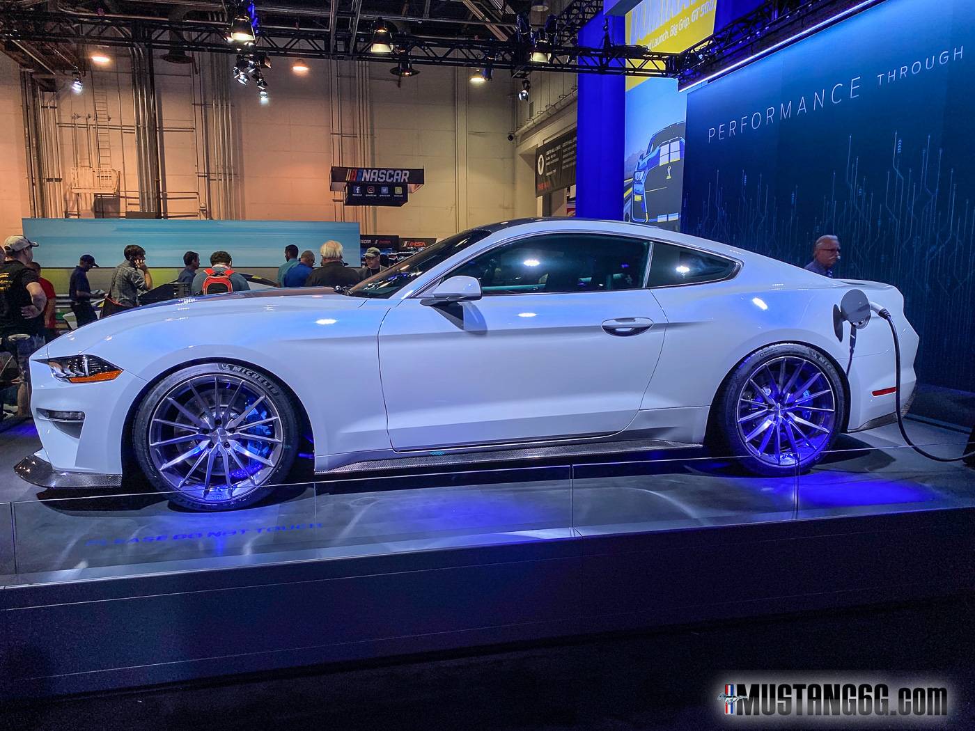 Ford-Mustang-Lithium-Battery-Electric-Prototype-Webasto-SEMA-Build-10.jpg