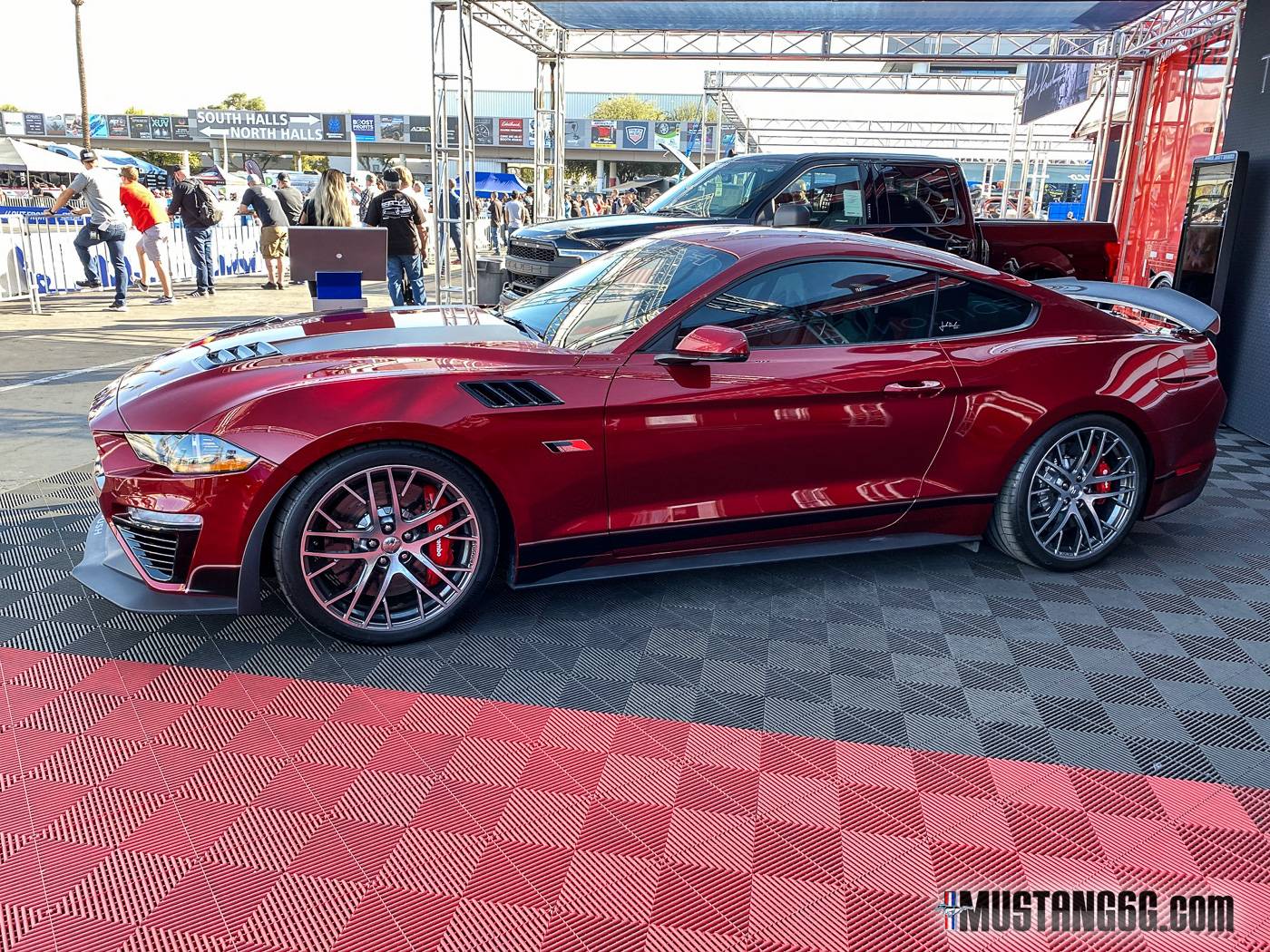 2020-Jack-Roush-Edition-Mustang-SEMA-2019-10.jpg