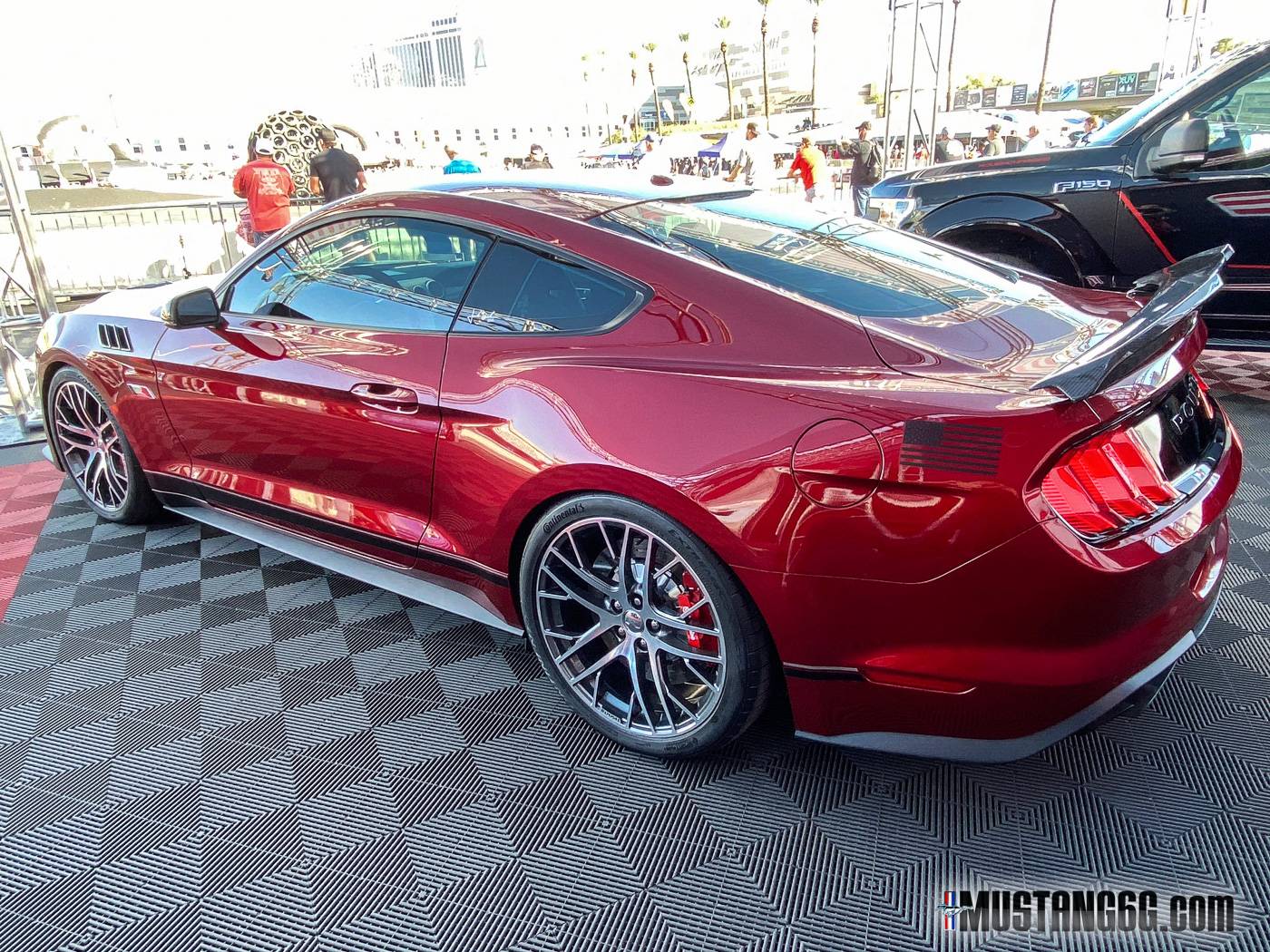 2020-Jack-Roush-Edition-Mustang-SEMA-2019-16.jpg