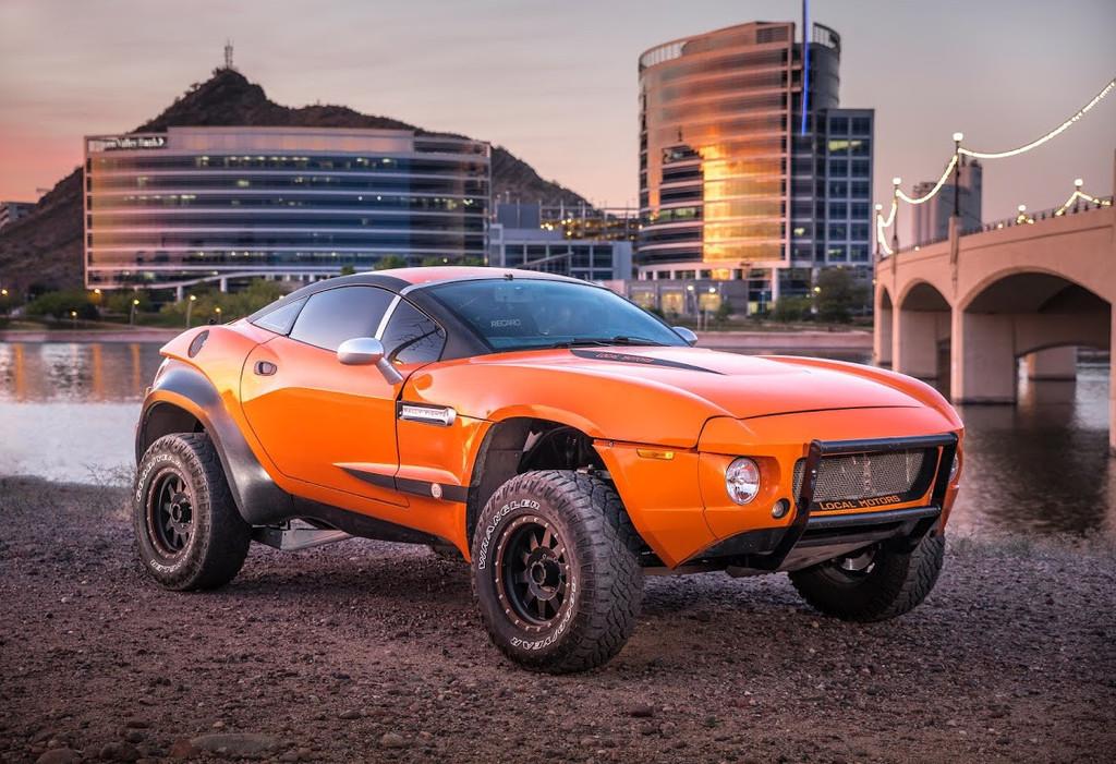 rally-fighter-orange-cityscape_1024x1024.jpg