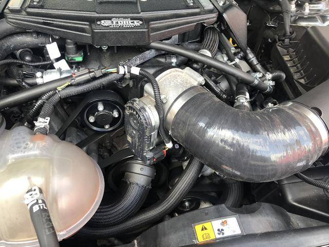 r78j8NM.jpg