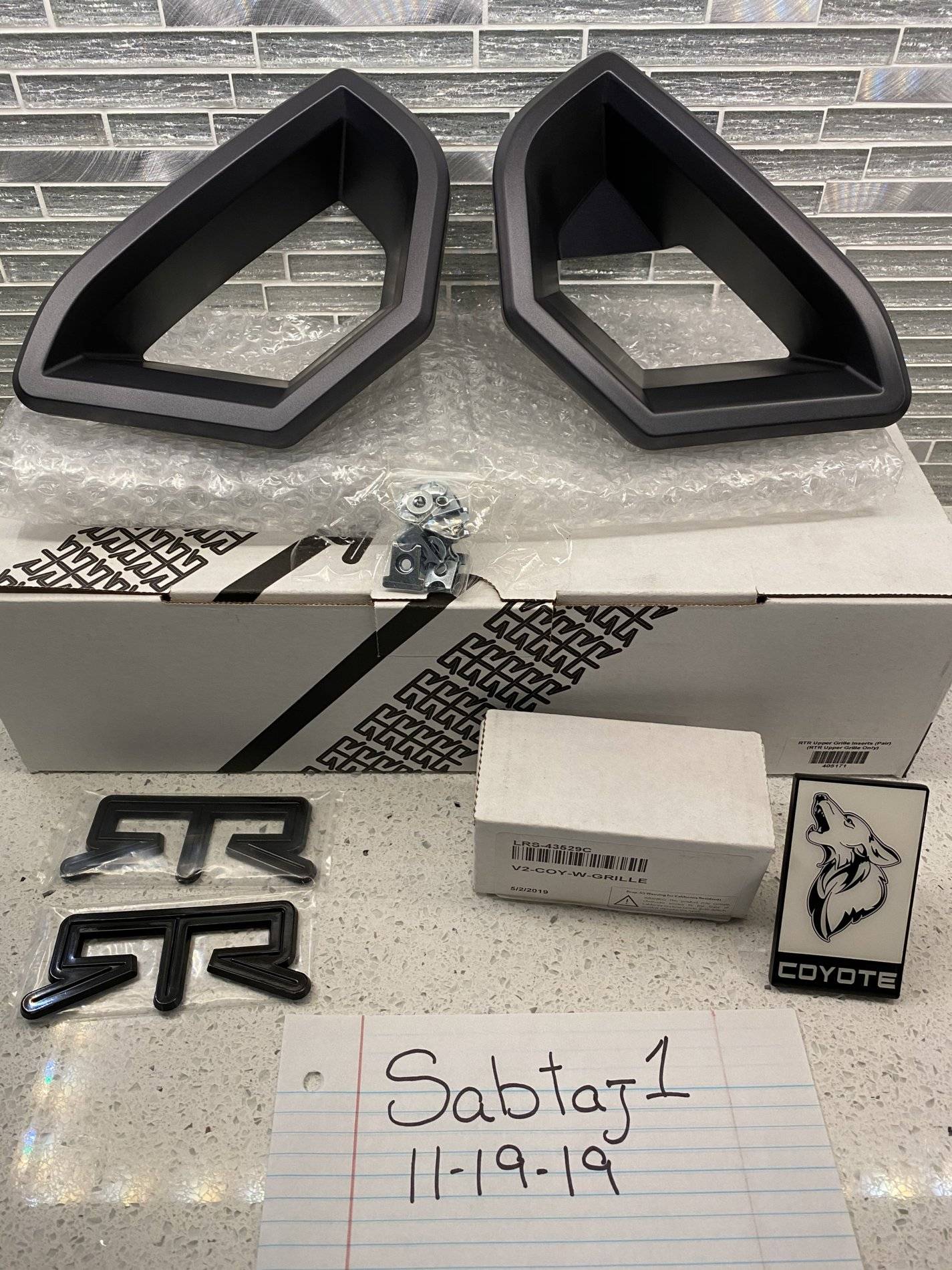 Iowa - RTR non lighted inserts, emblems, coyote grill badge