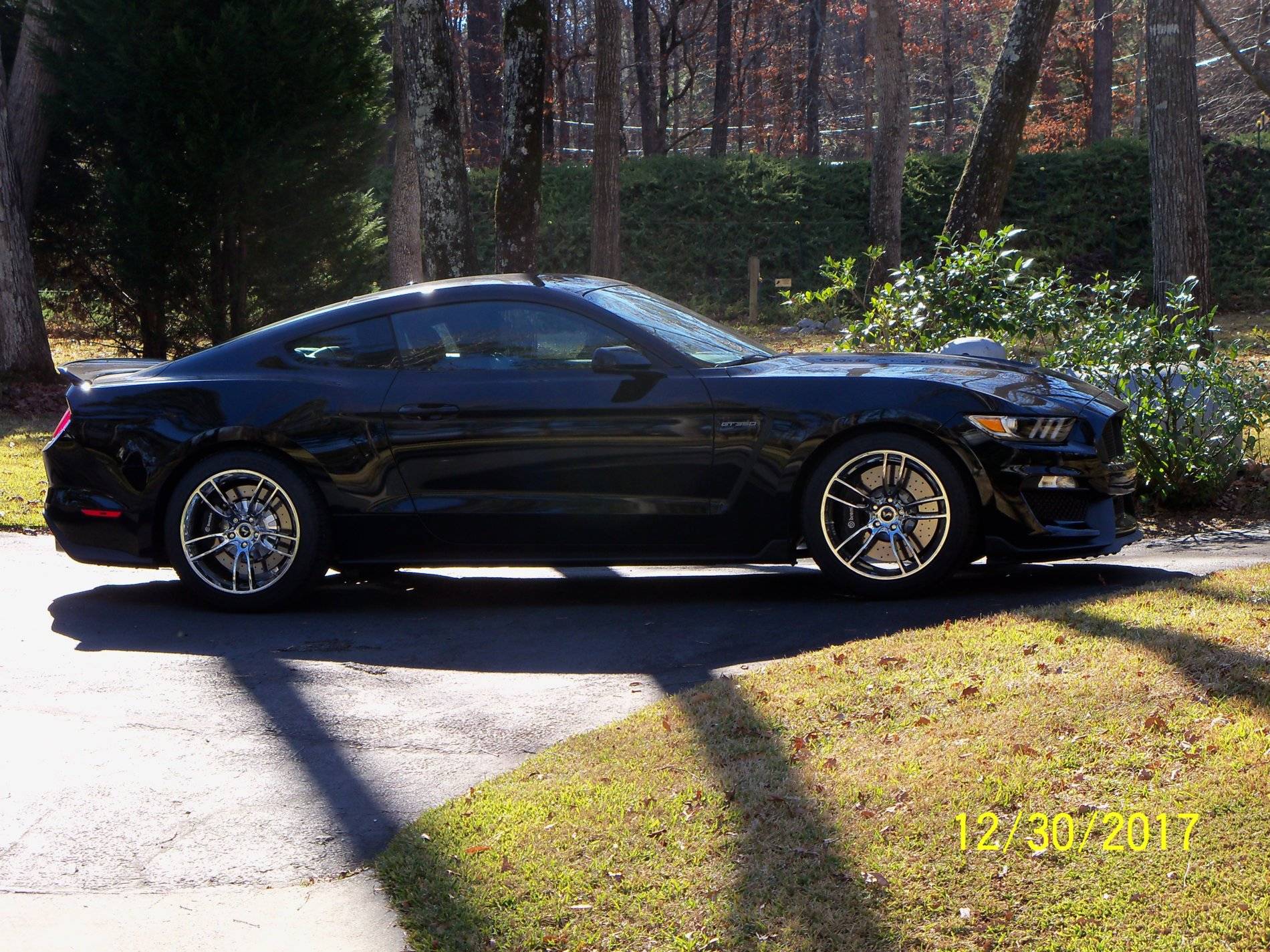 New Wheels & Tires on Shelby (9).JPG