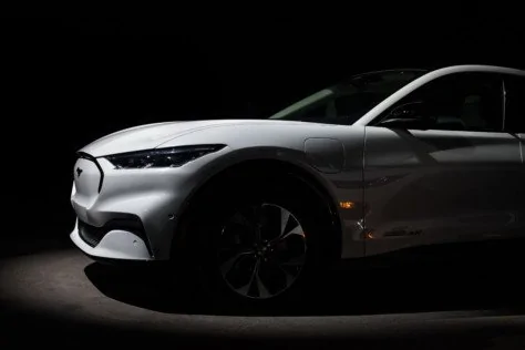 ford-introduces-the-mustang-mach-e-at-2019-la-auto-show-2019-11-18_21-45-40_512137-474x316.webp
