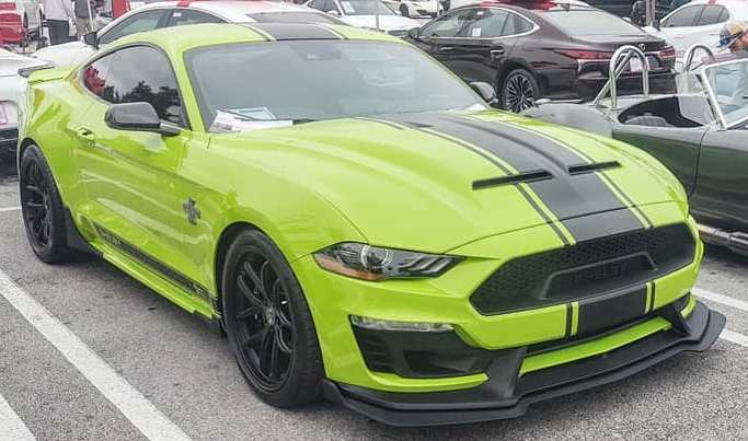 Grabber Lime Shelby Super Snake 2.jpg