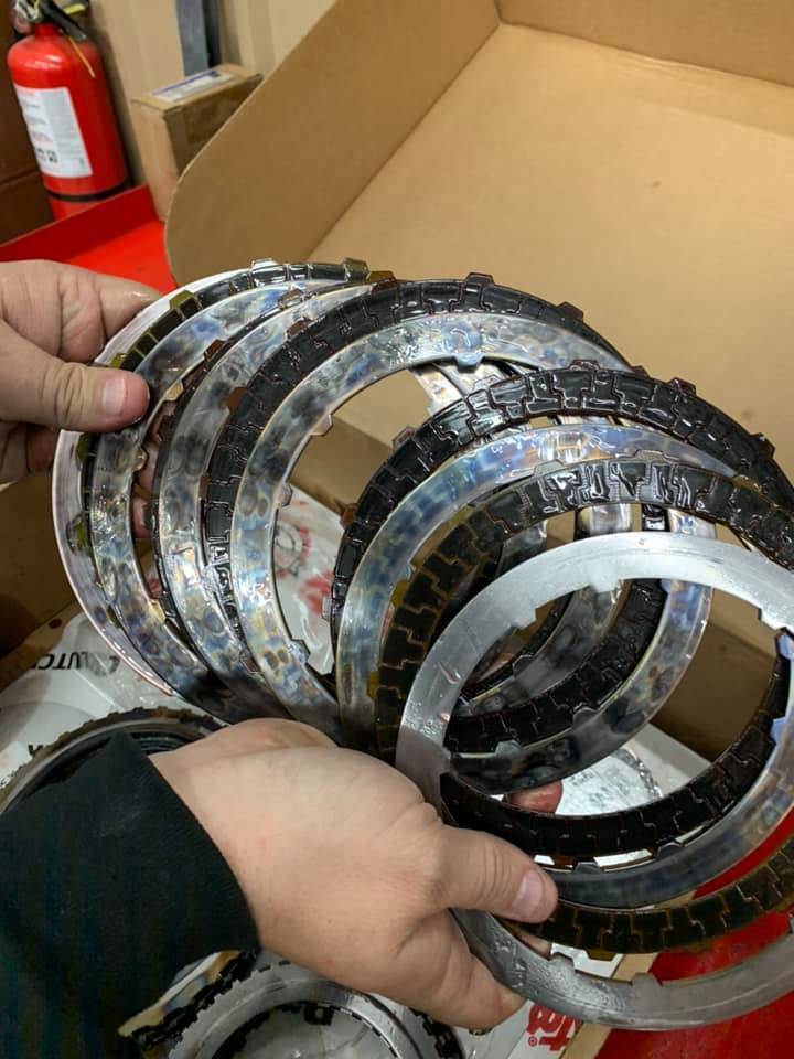 Clutch01.jpg