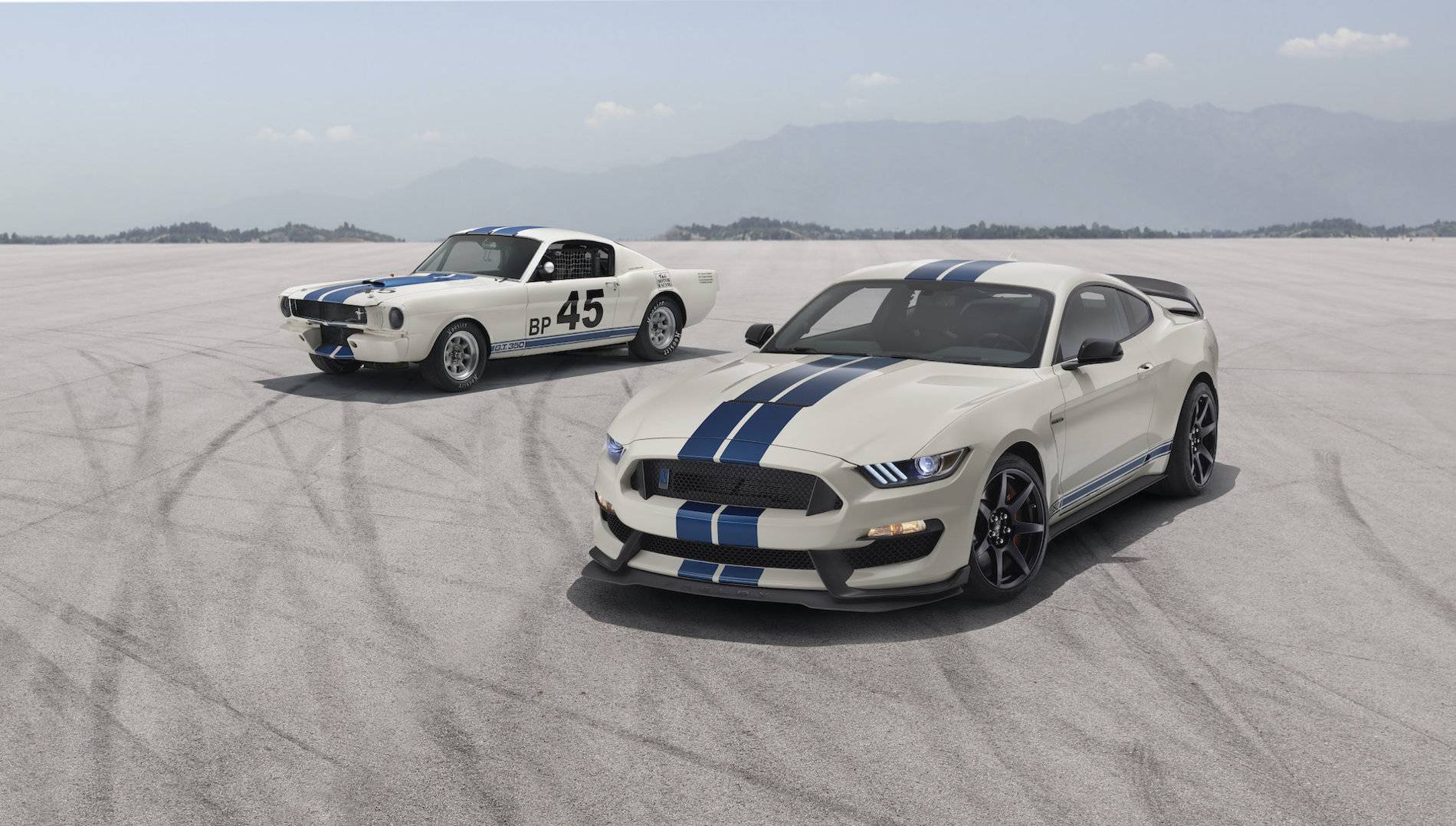 GT_350_2020_3Q_Drivers_Front_1965_3Q_Drivers_Front.jpg
