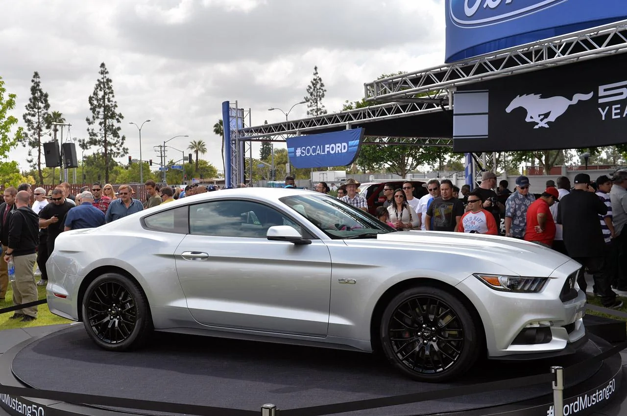 ingot-silver-2015mustang1.webp