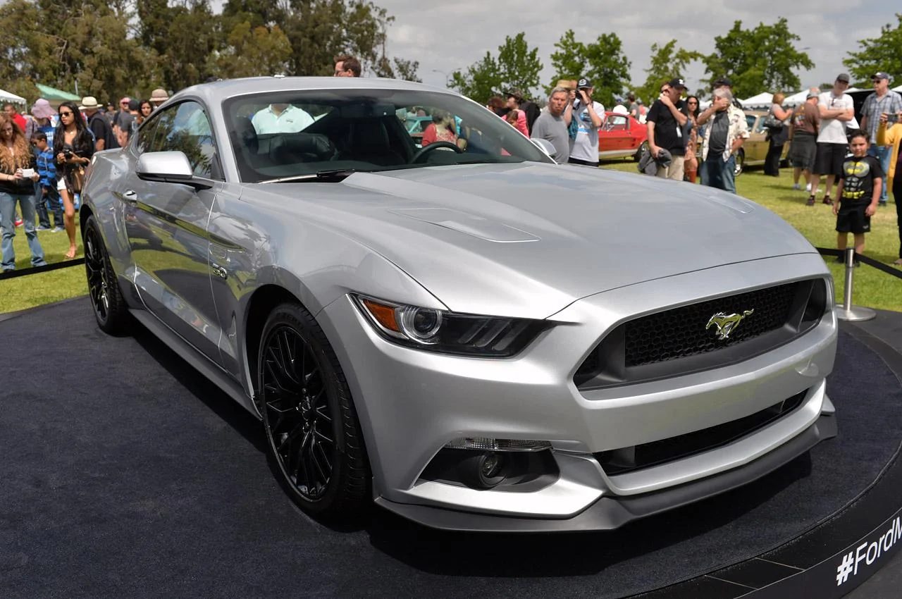 ingot-silver-2015mustang7.webp