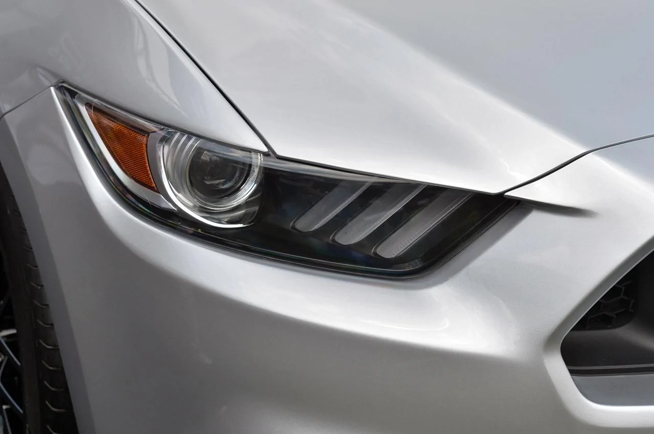 ingot-silver-2015mustang13.webp