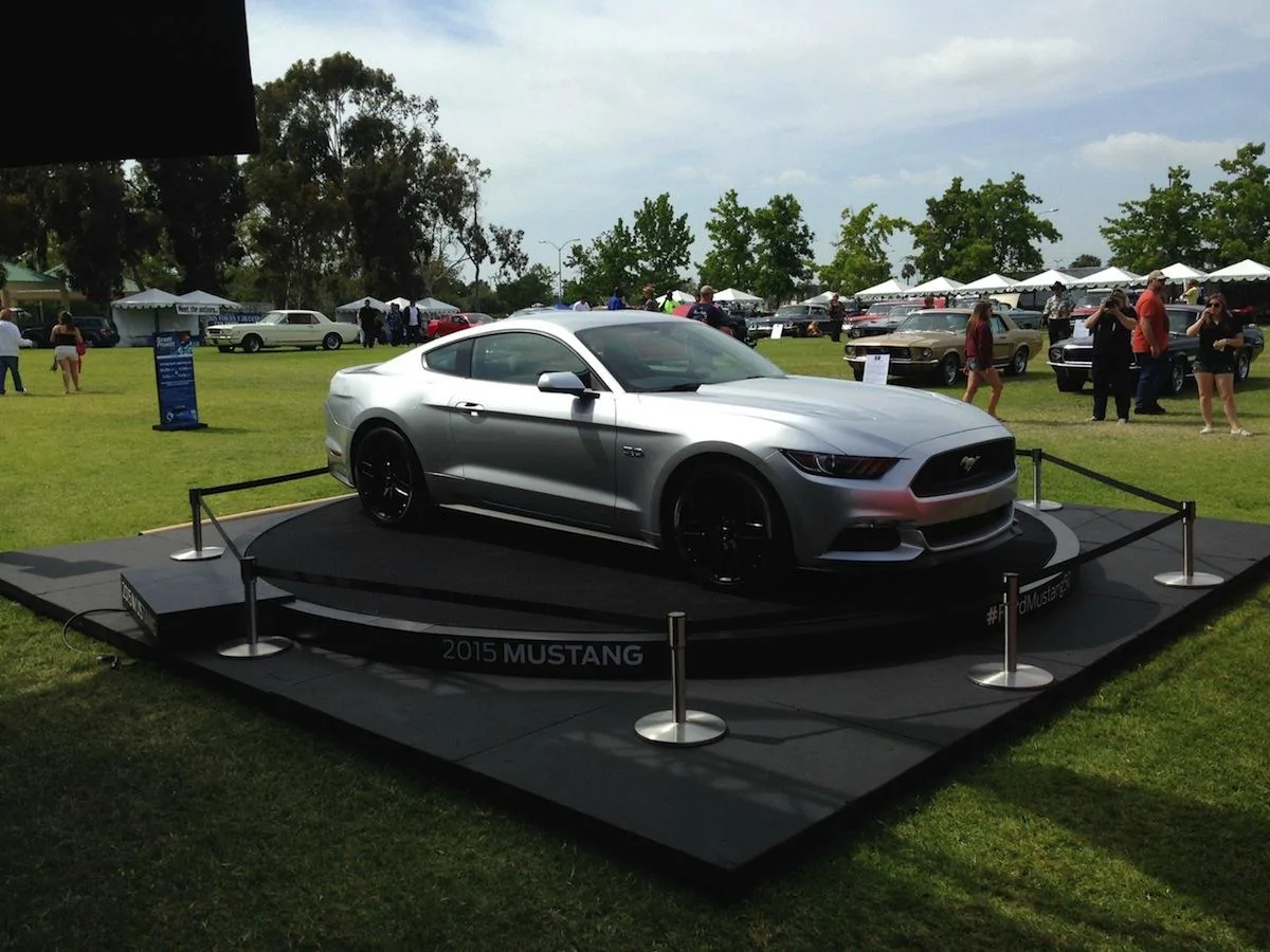 2015 mustang-ingot-silver-7.webp