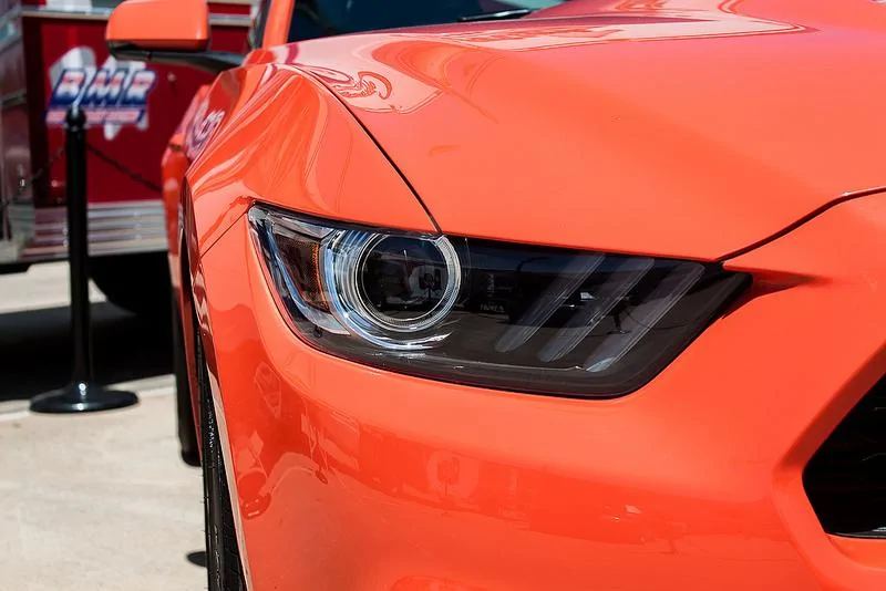 2015mustang-competitionorange3.webp
