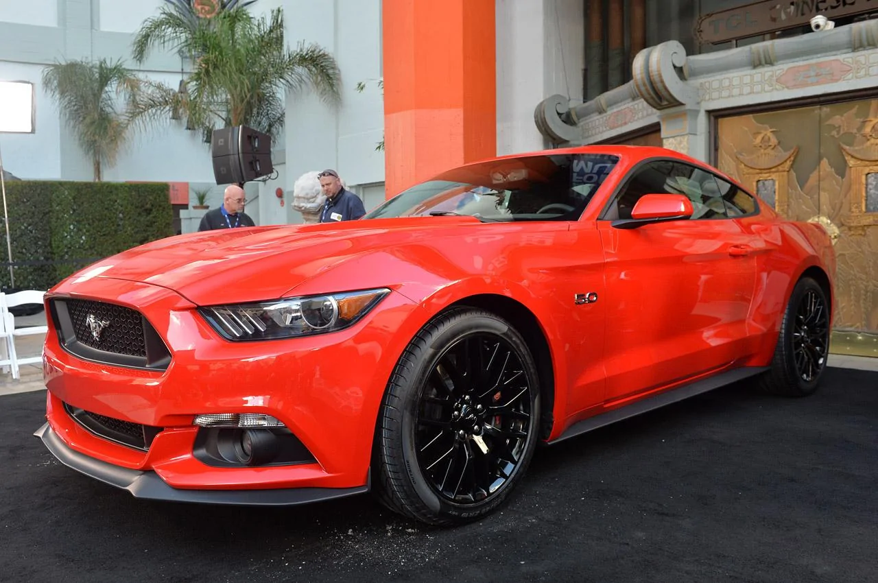 02-2015-ford-mustang-live.webp