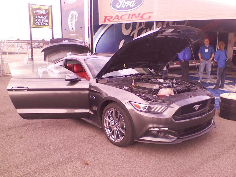 mustang-redline-interior1.jpg