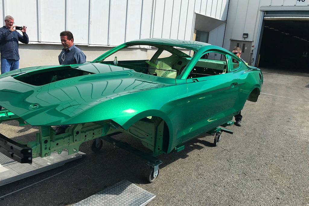 GT500-001-Green-Hornet-6.jpg
