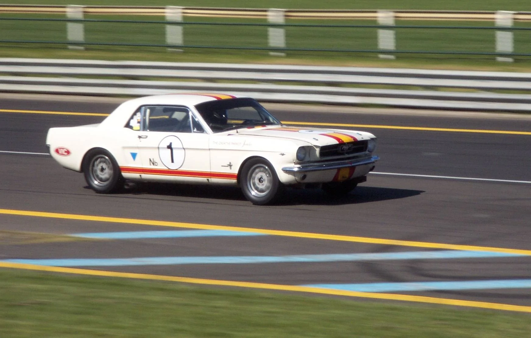 Historic%20Sandown%209-10-03.webp
