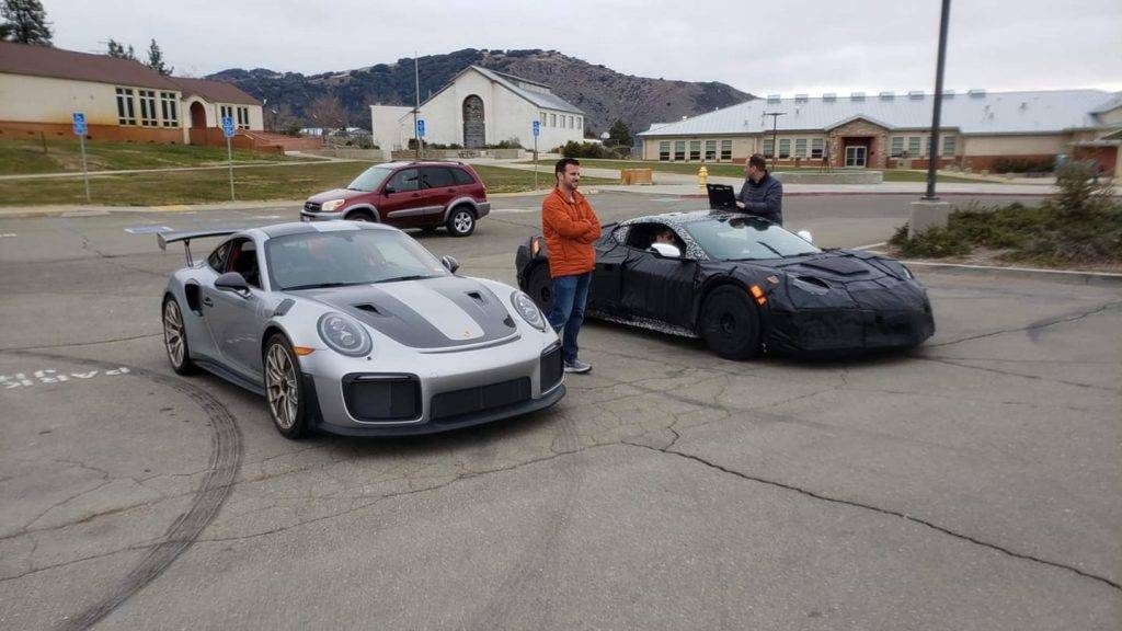 2022-Chevrolet-Corvette-Z06-benchmarking-Porsche-911-GT2-RS-1024x576.jpg