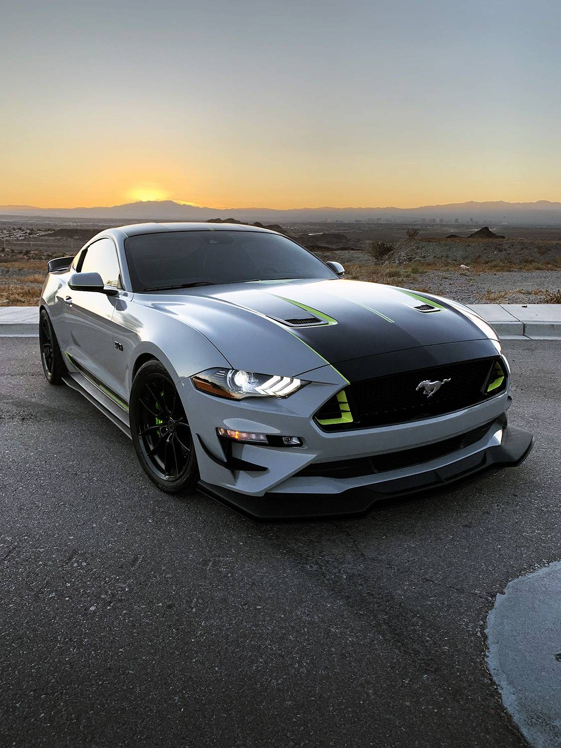 DrakeAutomotiveGroup_SEMA Mustang Finished_small.jpg
