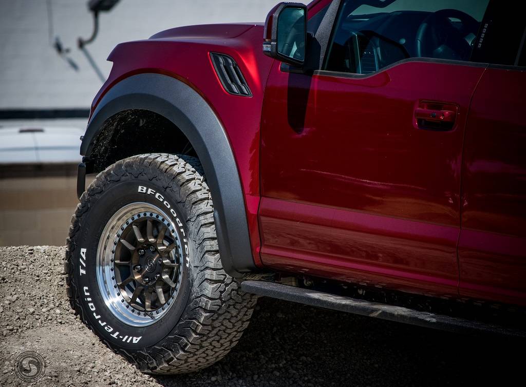 Flagship FOUR Raptor (9 of 12).jpg