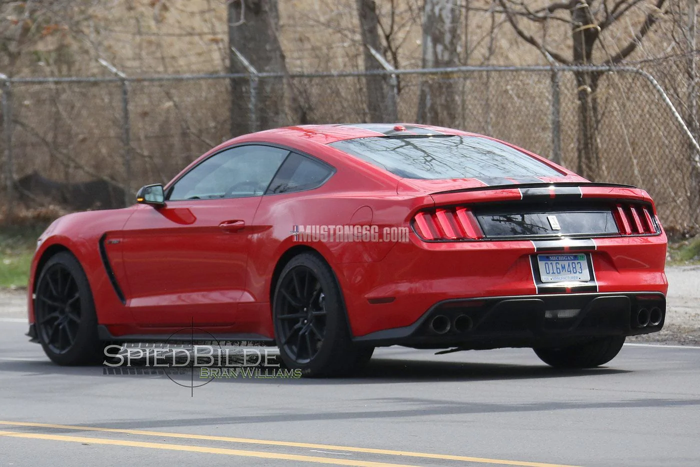 GT350 Mustang Race Red-5.webp
