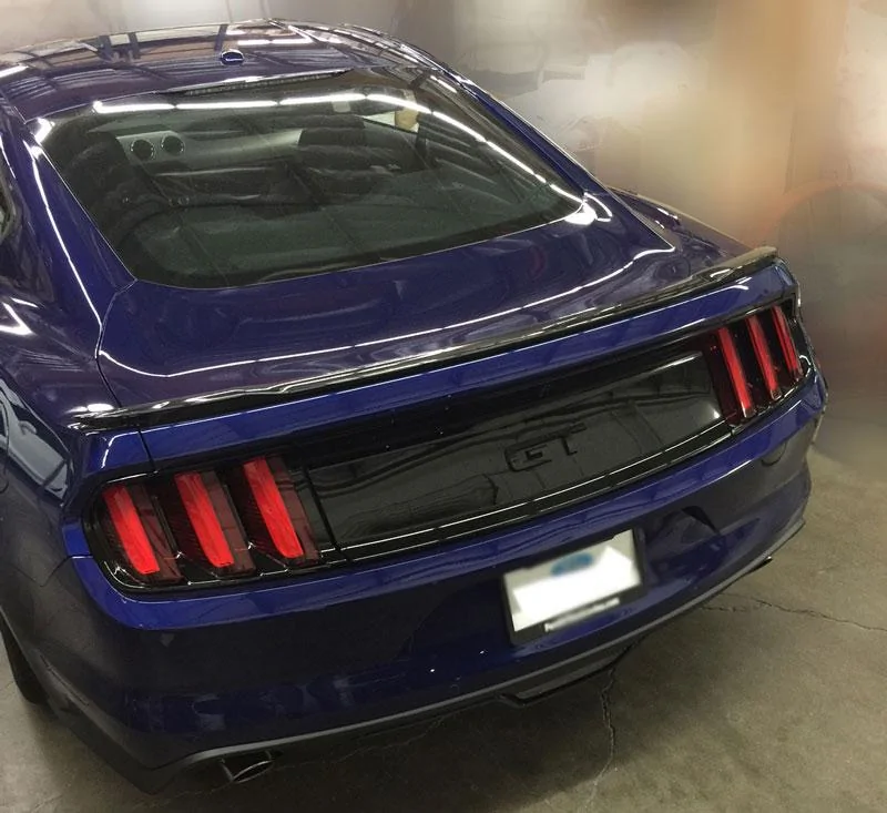 Stock-blur-back.webp