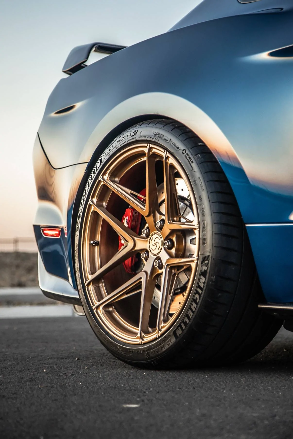 SV705-GT350-R-18.webp