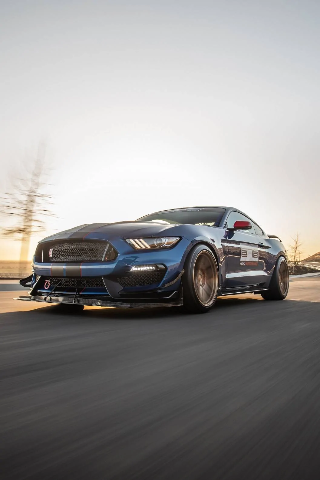 SV705-GT350-R-Sahara-Brushed-Sand-Rollers-Enko-Raw-6.webp