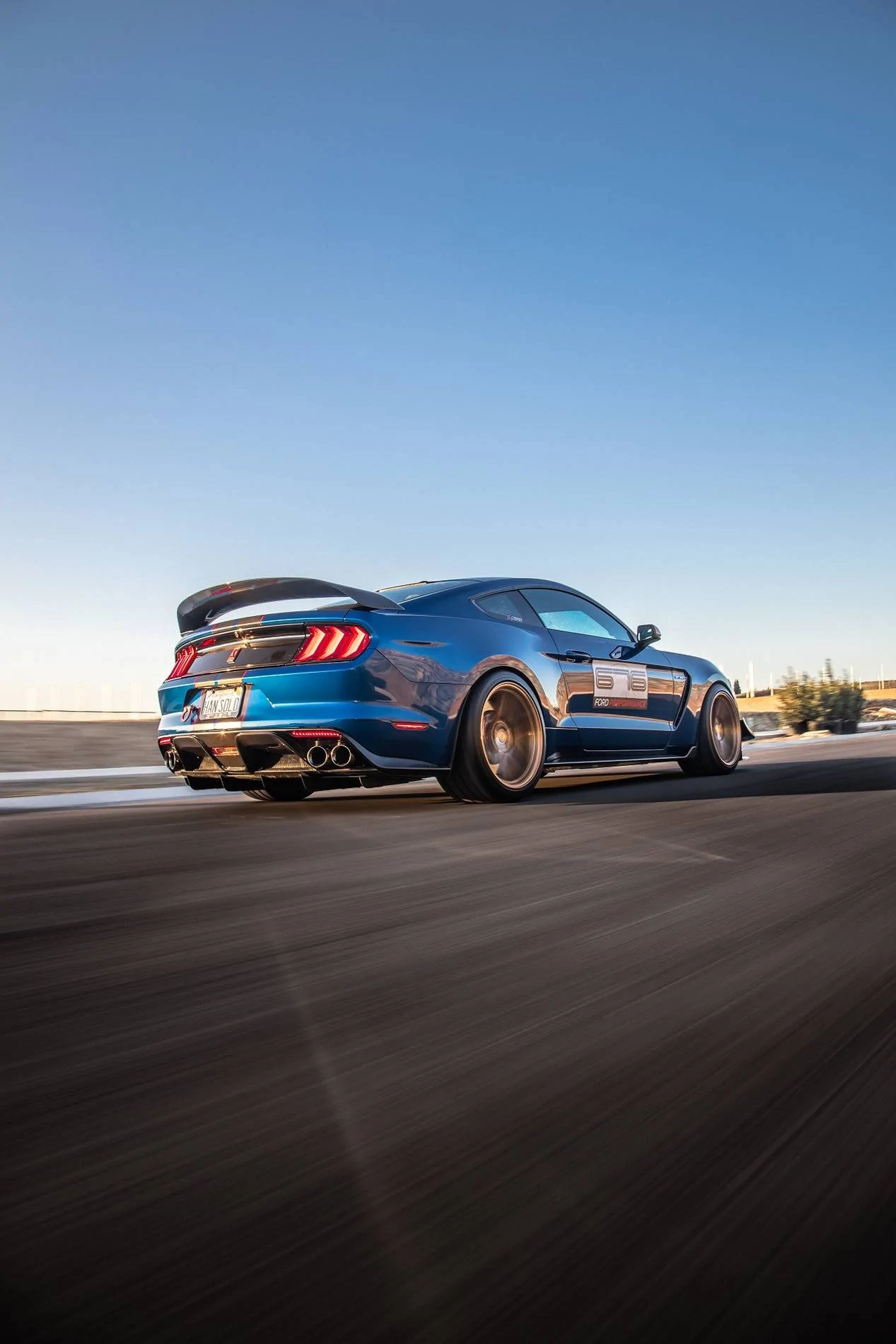 SV705-GT350-R-Sahara-Brushed-Sand-Rollers-Enko-Raw-8.webp