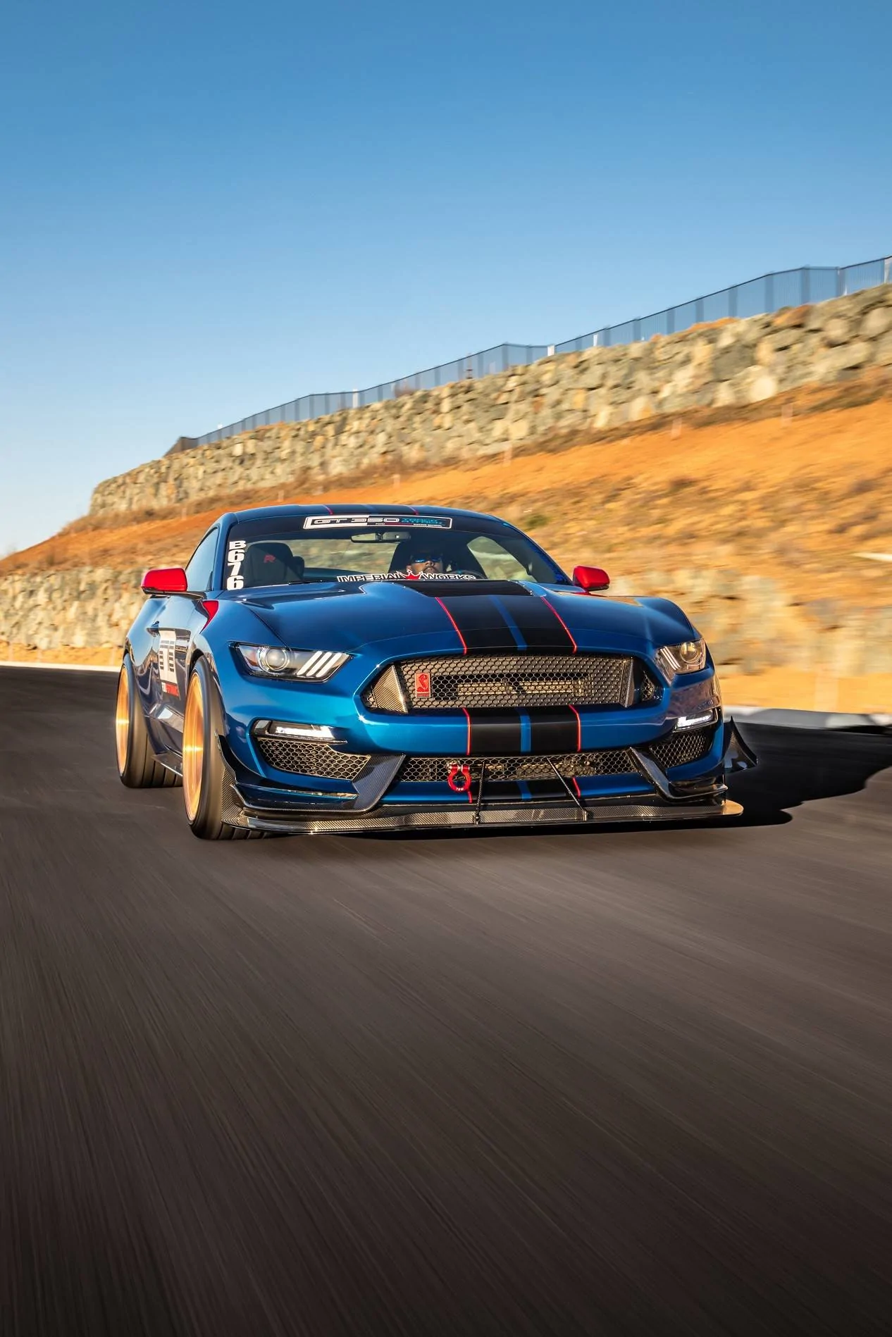 SV705-GT350-R-Sahara-Brushed-Sand-Rollers-Enko-Raw-15.webp