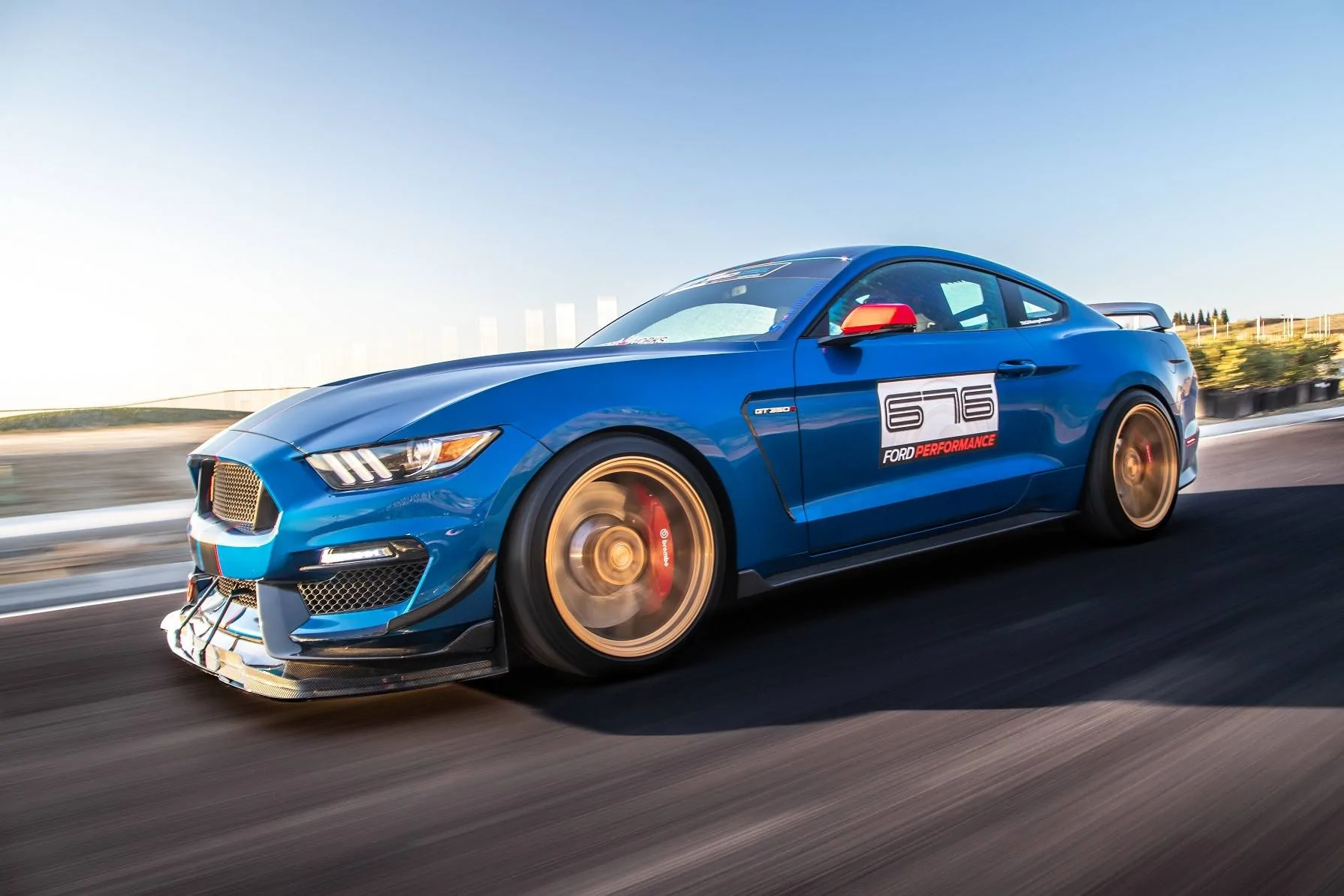 SV705-GT350-R-Sahara-Brushed-Sand-Rollers-Enko-Raw-29.webp