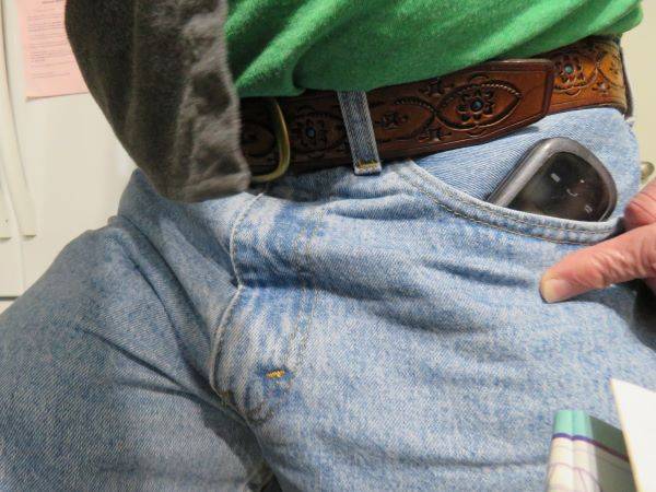 Cellphone holder.JPG