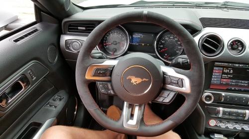 gt350 steering wheel installed2.jpg