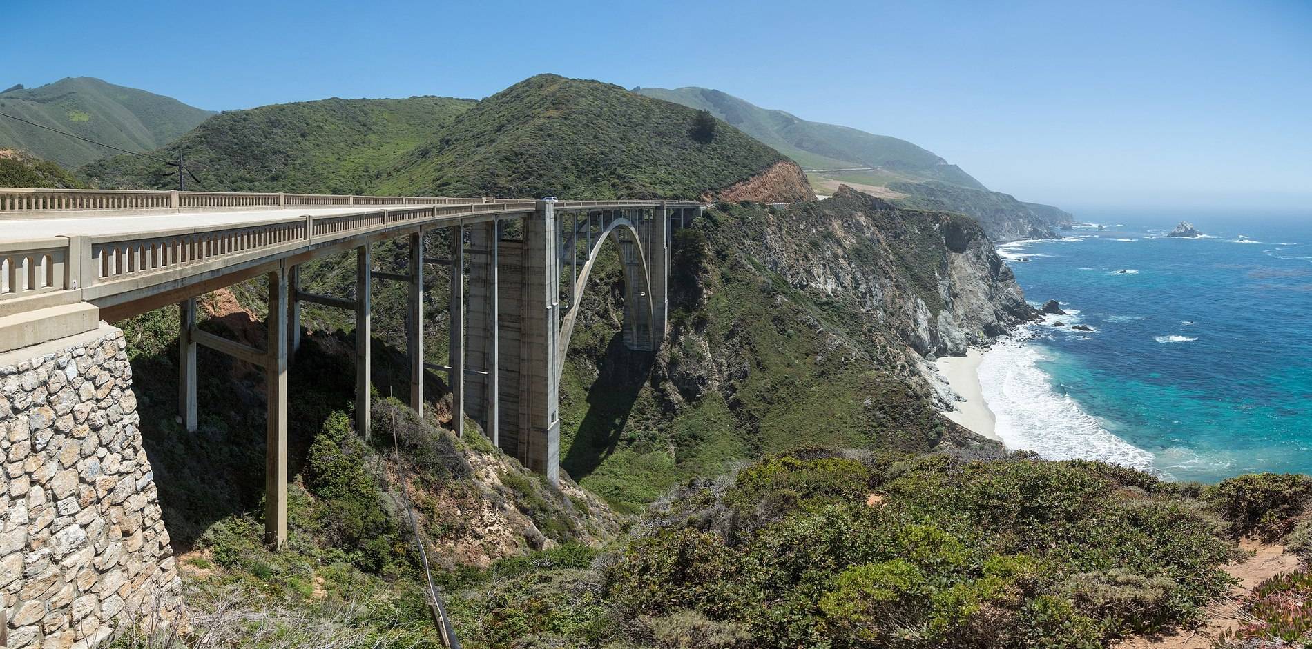 2880px-Bixby_Creek_Bridge%2C_California%2C_USA_-_May_2013.jpg