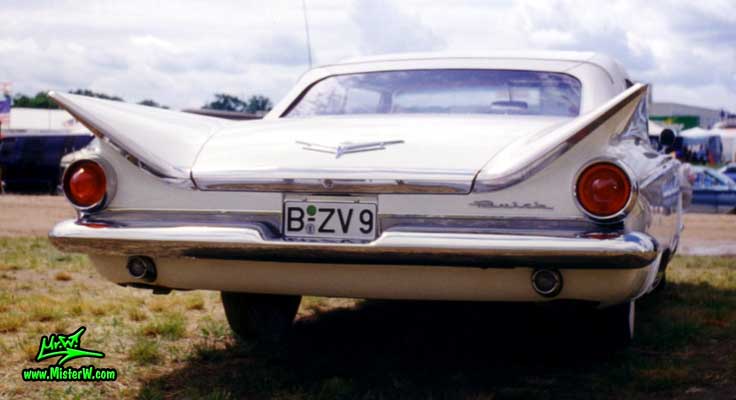 59BuickConvertible02.jpg