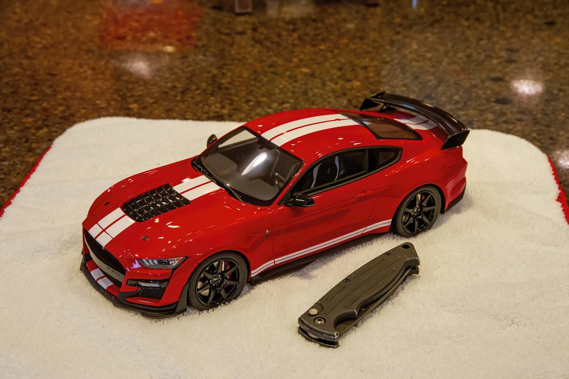 mint-models_gt500_06_1920.webp