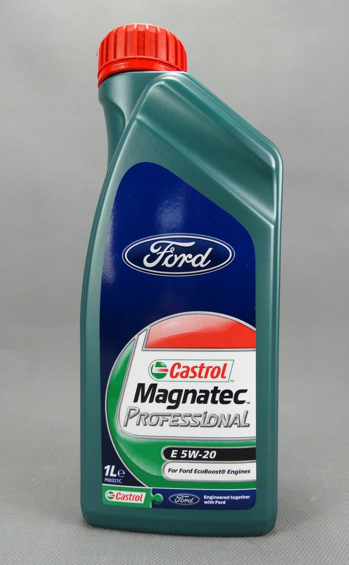 Engine_Oil_Castrol_MAGNATEC_Front-from_Internet.jpg