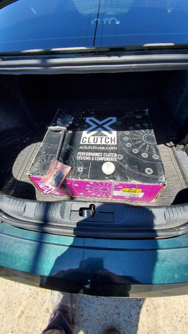 xclutch.jpg