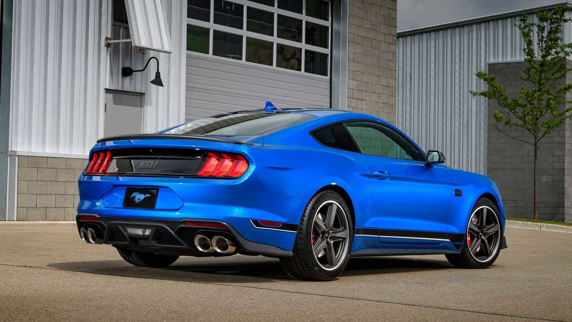 2021-ford-mustang-mach-1_7.jpg