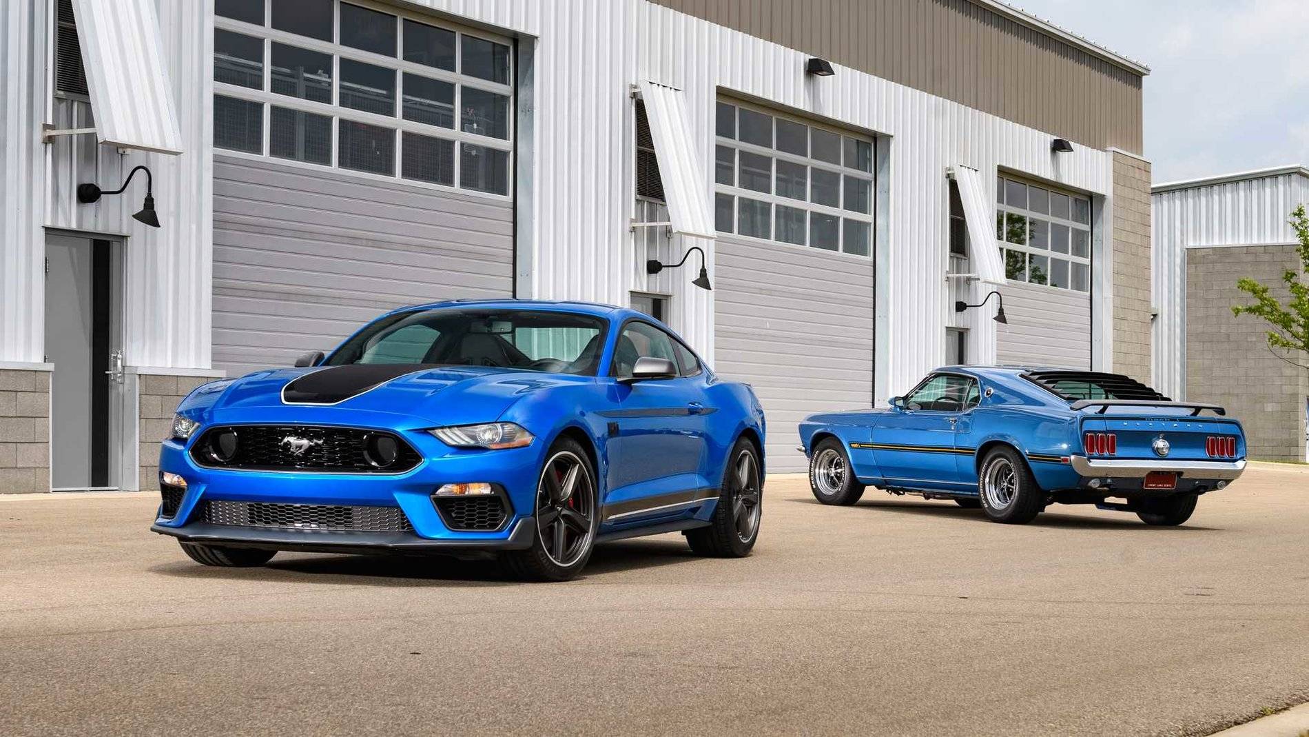 2021-ford-mustang-mach-1_10.jpg
