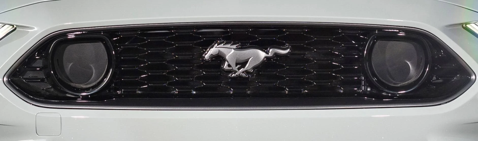 mach1grille.webp