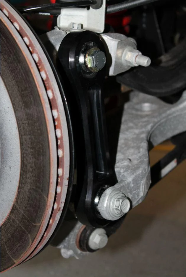 Passenger side BMR vert link installed.webp